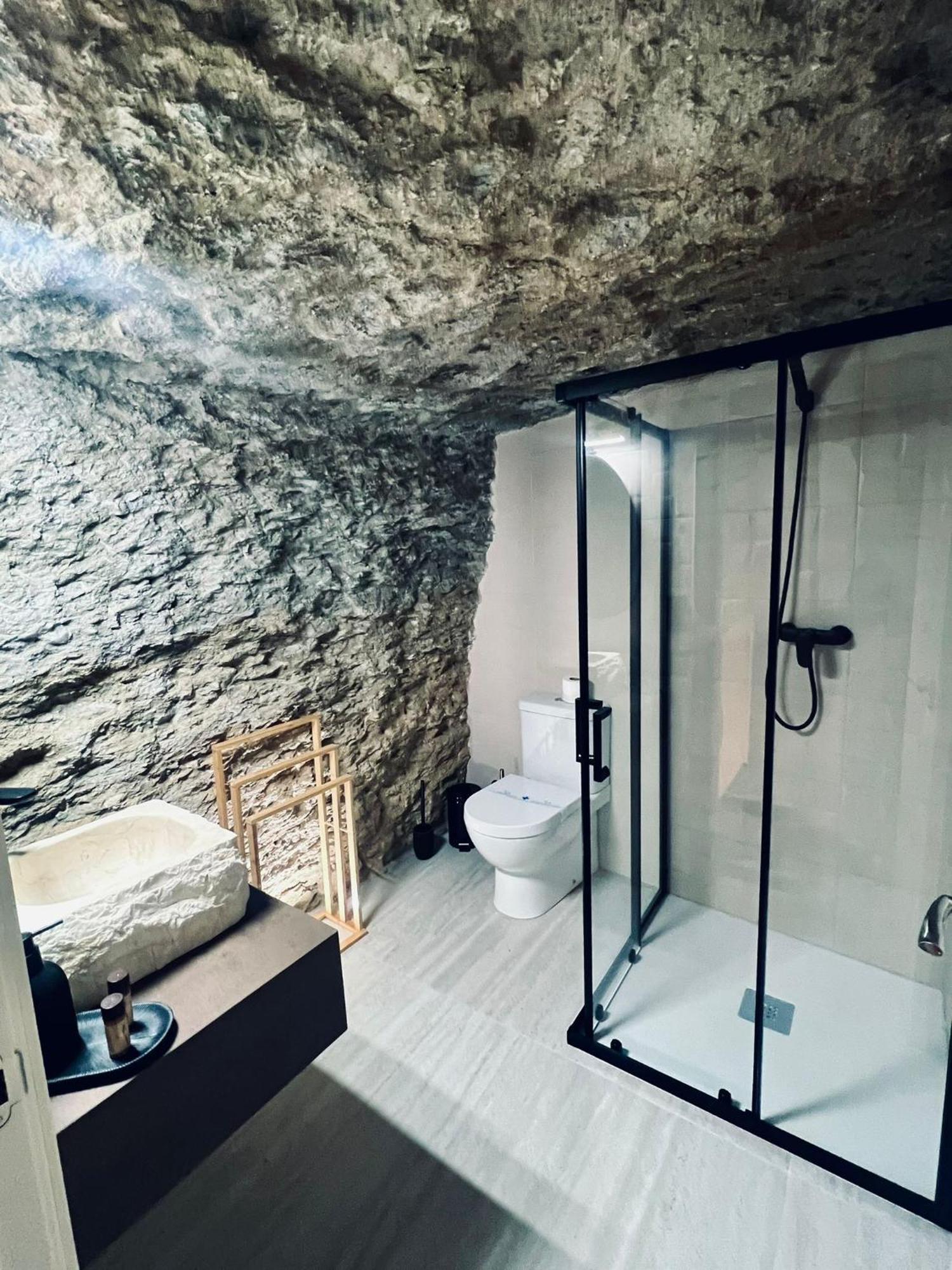 Cueva Luxe Las Calcetas Setenil De Las Bodegas Exterior photo